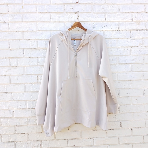 Athleta Glacier Poncho Hoodie Large - Picture 2 of 7